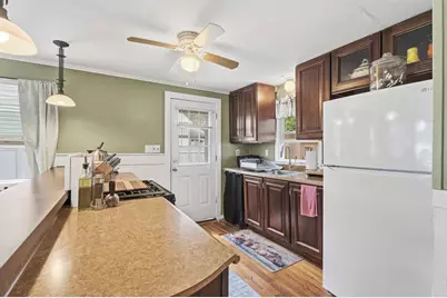 32 N Shore Road, Sandown, NH 03873 - Photo 13