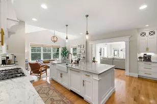 32 Settlers Ct, Bedford, NH 03110 - Photo 11