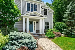32 Settlers Ct, Bedford, NH 03110 - Photo 3