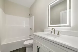 291 Sterling Dr, Laconia, NH 03246 - Photo 47