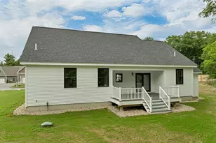 291 Sterling Dr, Laconia, NH 03246 - Photo 7