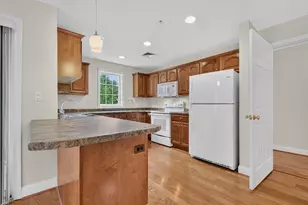 59 Cluff Rd, Salem, NH 03079 - Photo 7