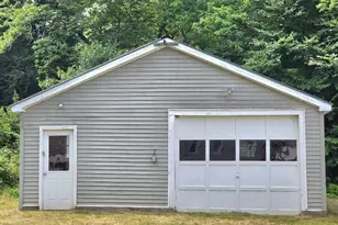 24 Braggs Bay Rd, Errol, NH 03579 - Photo 5