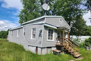 24 Braggs Bay Rd, Errol, NH 03579 - Photo 3