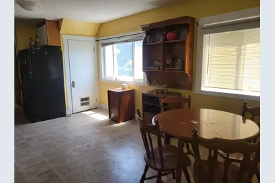 402 Hillside Avenue, Berlin, NH 03570 - Photo 5