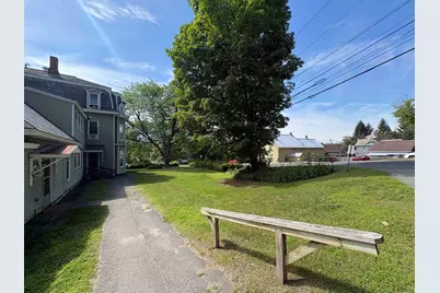 533 South Main Street, Hartford, VT 05001 - Photo 5