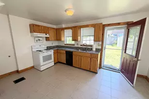 648 Kearsarge Way, Portsmouth, NH 03801 - Photo 17