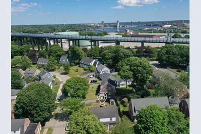 648 Kearsarge Way, Portsmouth, NH 03801 - Photo 3