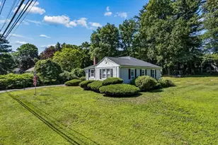 97 Old Rockingham Rd, Salem, NH 03079 - Photo 37