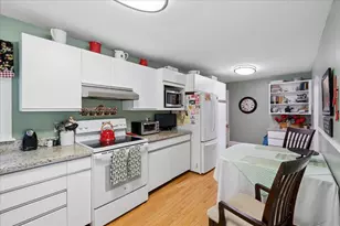 97 Old Rockingham Rd, Salem, NH 03079 - Photo 21