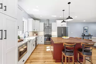 2 Merrill St, Hudson, NH 03051 - Photo 7
