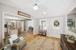 14 MacDonald Dr, Nashua, NH 03062 - Photo 5