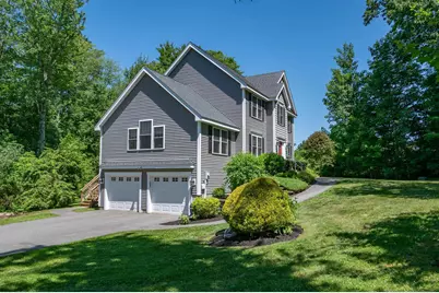 7 N Salem Road, Hampstead, NH 03841 - Photo 3