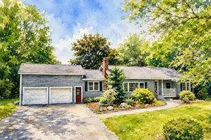224 Haverhill Rd, Chester, NH 03036 - Photo 1