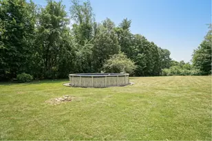 224 Haverhill Rd, Chester, NH 03036 - Photo 7