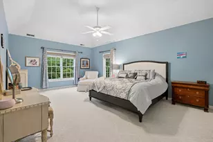 8 Margaret Cir, Mont Vernon, NH 03057 - Photo 5