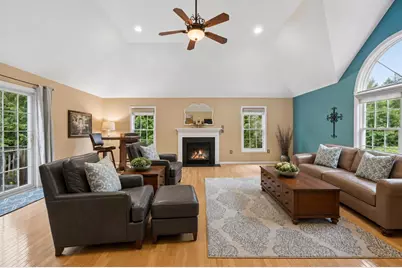 8 Margaret Circle, Mont Vernon, NH 03057 - Photo 11