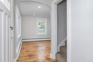 30 Dawson Ave, Manchester, NH 03104 - Photo 7