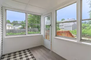 30 Dawson Ave, Manchester, NH 03104 - Photo 31