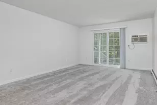 16 Northbrook Dr, Manchester, NH 03102 - Photo 7