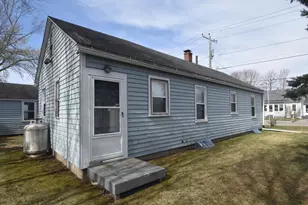 35 Olde Farm Ln, Rochester, NH 03867 - Photo 3