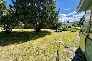 12 11th St, Berlin, NH 03570 - Photo 25