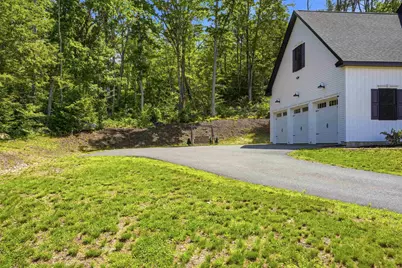 316 Montelona Road, Goffstown, NH 03045 - Photo 9