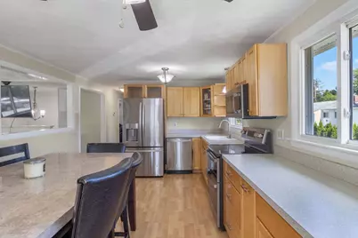 124 Claire Street, Manchester, NH 03103 - Photo 9