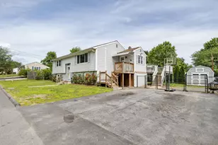 124 Claire St, Manchester, NH 03103 - Photo 3