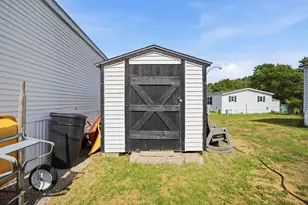 37 Circle Dr, Belmont, NH 03220 - Photo 41
