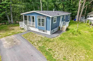 139 Robinhood Dr, Exeter, NH 03833 - Photo 1
