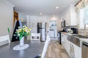 139 Robinhood Dr, Exeter, NH 03833 - Photo 23