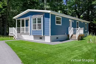 139 Robinhood Dr, Exeter, NH 03833 - Photo 1