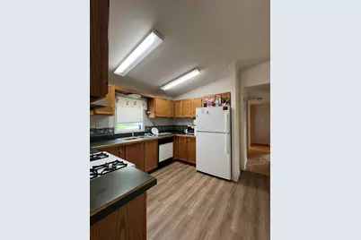 290 Calef Highway #D-17, Epping, NH 03042 - Photo 7