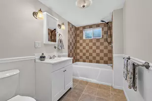 48 Dawson Ave, Manchester, NH 03104 - Photo 23