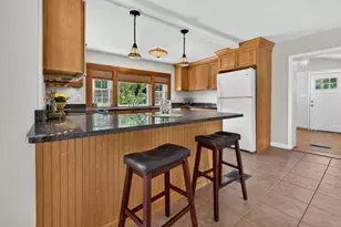48 Dawson Ave, Manchester, NH 03104 - Photo 17