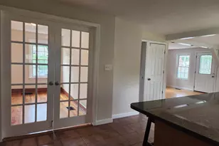 48 Dawson Ave, Manchester, NH 03104 - Photo 21