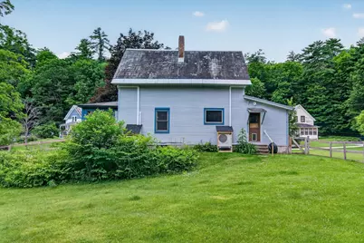 2 Charles Street, Proctor, VT 05765 - Photo 33