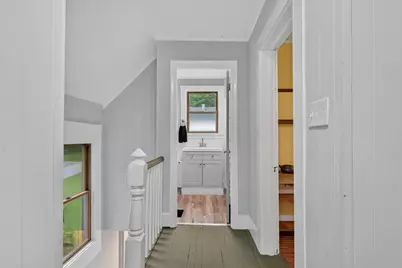 2 Charles Street, Proctor, VT 05765 - Photo 15