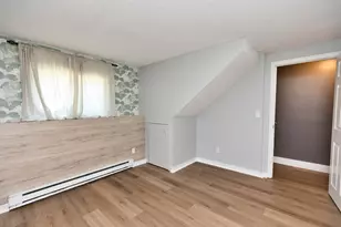 901 Mammoth Rd, Manchester, NH 03104 - Photo 17