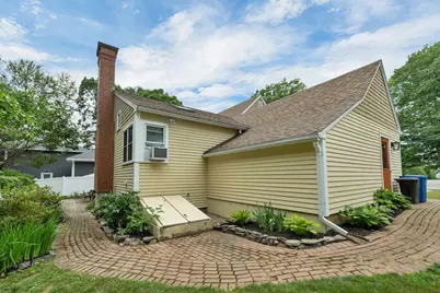 2007 Lafayette Road, Portsmouth, NH 03801 - Photo 17