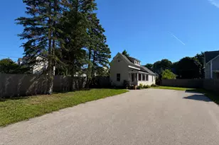 51 Nagle St, Nashua, NH 03060 - Photo 19