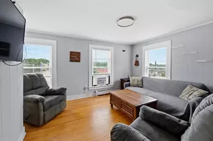 142A Broadway St, Dover, NH 03820 - Photo 13
