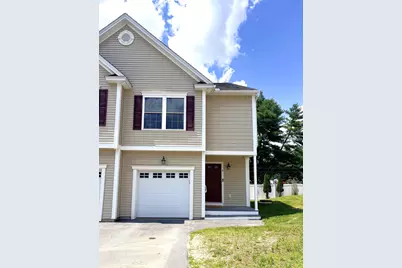 8 Cranberry Way, Manchester, NH 03109 - Photo 1