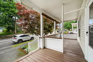 852 Beech St, Manchester, NH 03104 - Photo 7