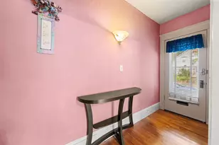 852 Beech St, Manchester, NH 03104 - Photo 15