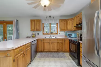 76 Hampstead Road, Danville, NH 03819 - Photo 15