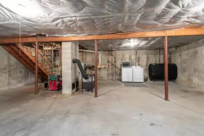 130 Lindstrom Lane, Manchester, NH 03104 - Photo 23