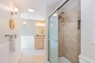 130 Lindstrom Ln, Manchester, NH 03104 - Photo 15