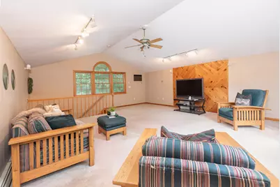 130 Lindstrom Lane, Manchester, NH 03104 - Photo 21